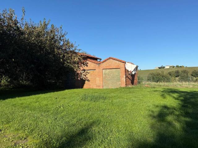 Terreno in vendita a Medesano