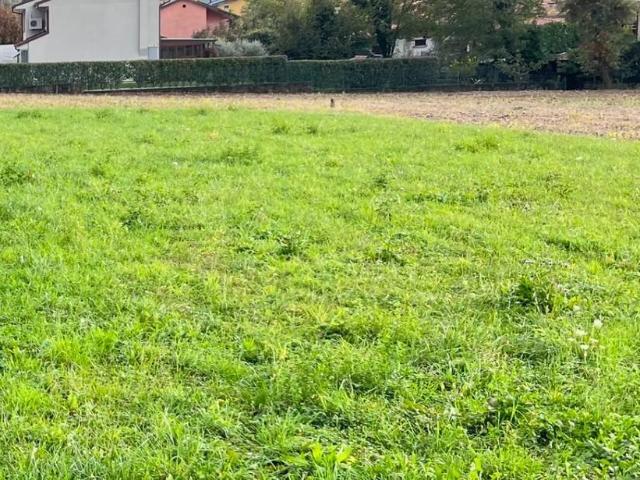 Terreno in vendita a Calusco D'adda, Lombardia