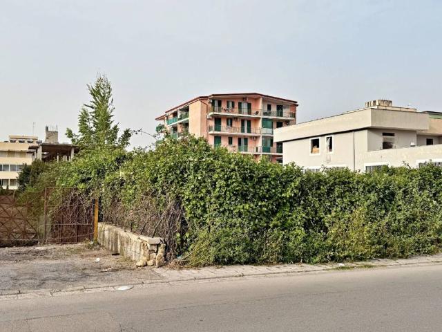 Terreno in vendita a Melito Di Napoli, Campania