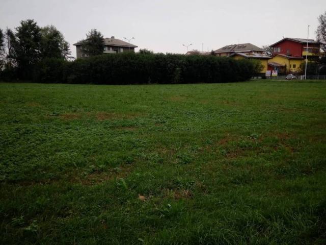 Terreno in vendita a Melzo, Lombardia