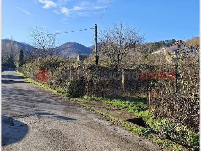 Terreno in vendita a Mercato San Severino, Campania