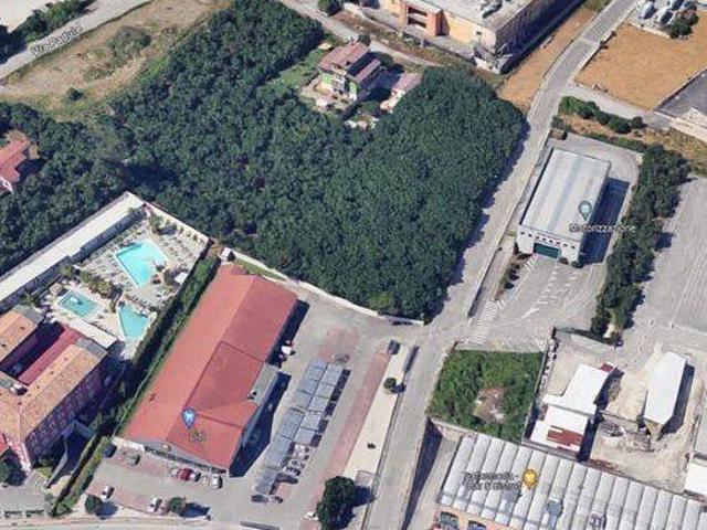 Terreno in vendita a Mercogliano, Campania