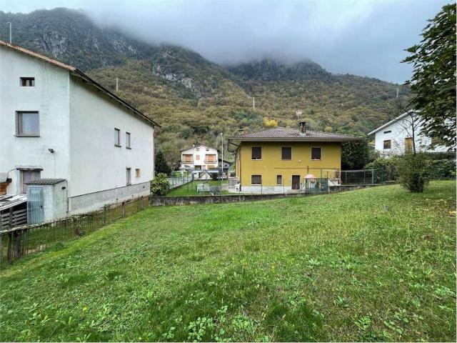 Terreno in vendita a Comunità montana della Valchiavenna, Mese