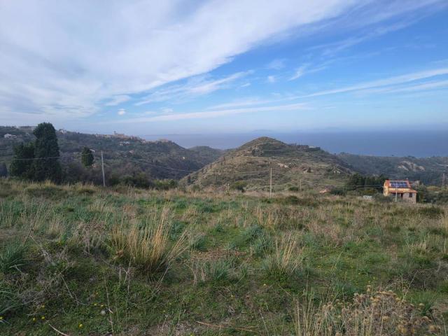 Terreno in vendita a VI Circoscrizione, Messina
