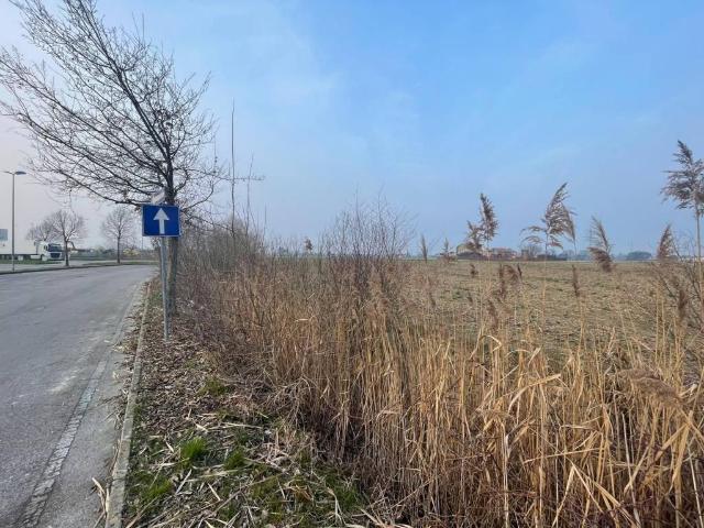 Terreno in vendita a Mestrino, Veneto