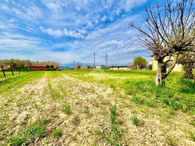 Terreno in vendita a Mestrino, Veneto