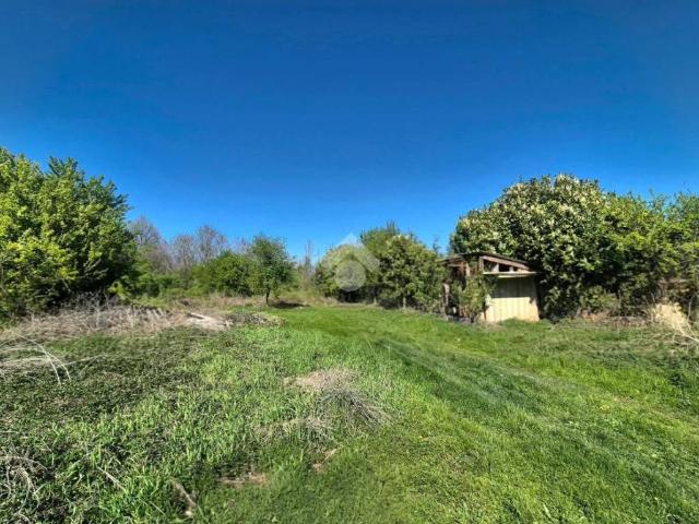 Terreno in vendita a Busnago, Lombardia