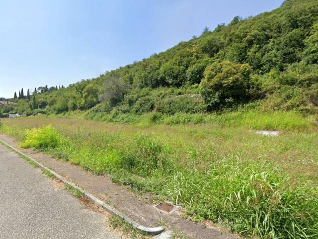 Terreno in vendita a Mezzane Di Sotto, Veneto