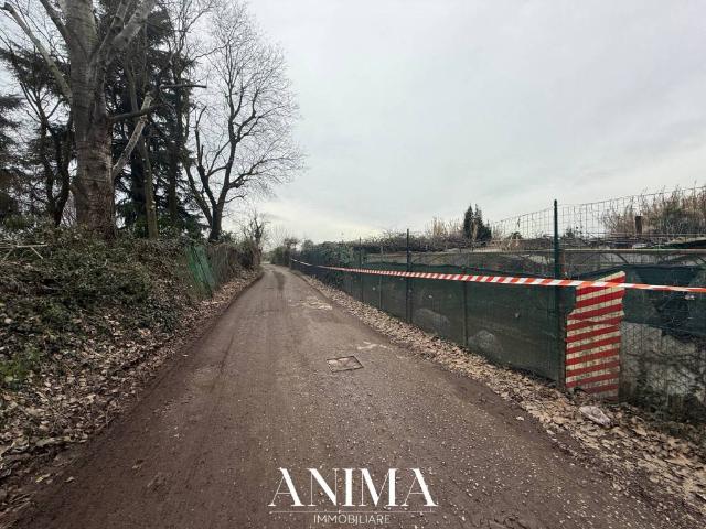 Terreno in vendita a Municipio 9, Milano