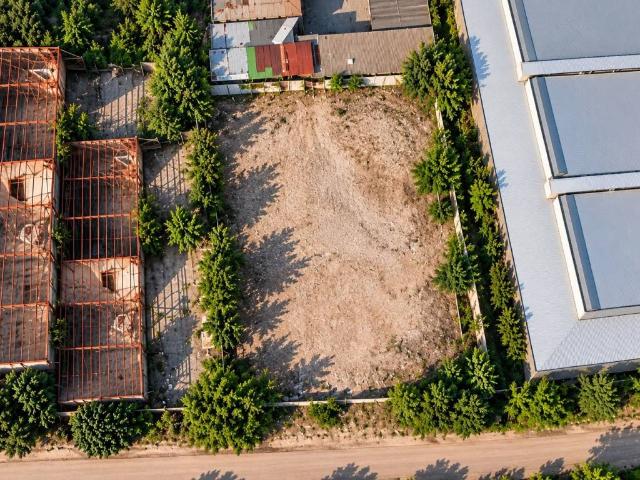 Terreno in vendita a Quinto Romano, Milano