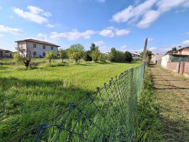 Terreno in vendita a Miradolo Terme, Lombardia