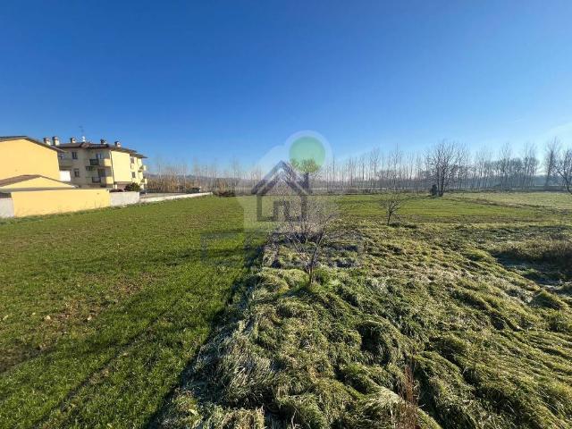 Terreno in vendita a Miradolo Terme, Lombardia