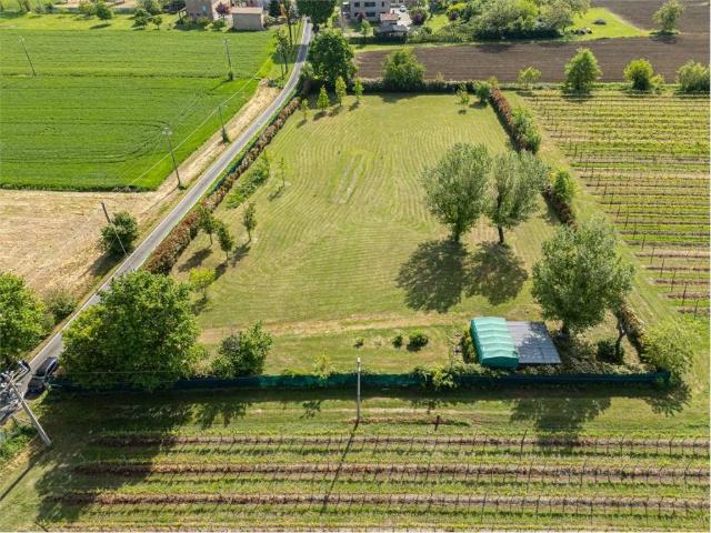 Terreno in vendita a San Faustino-Madonnina-Quattroville, Modena