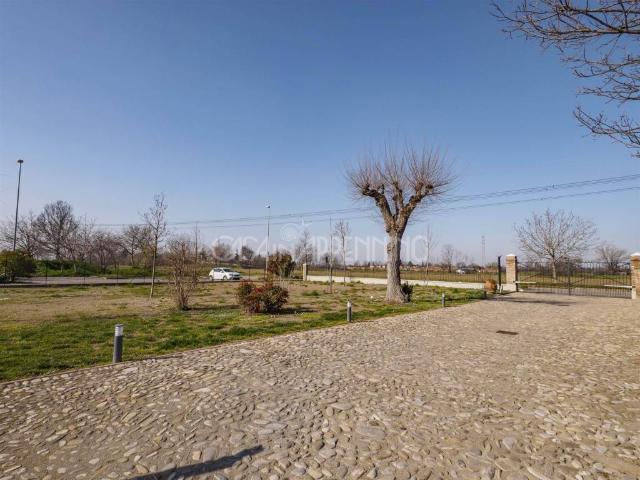 Terreno in vendita a San Faustino-Madonnina-Quattroville, Modena