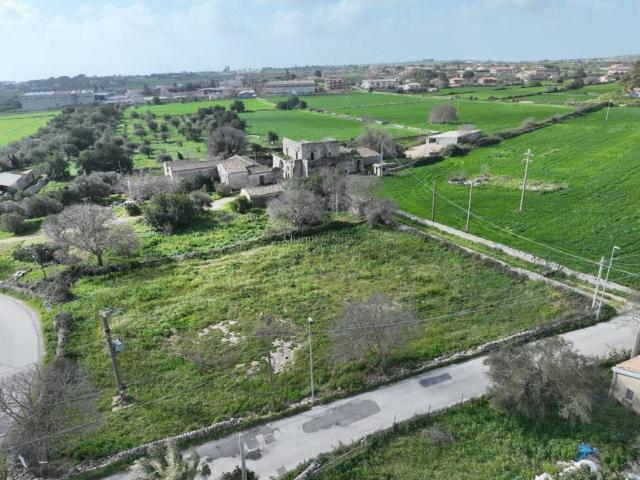 Terreno in vendita a Marina Di Modica, Sicilia