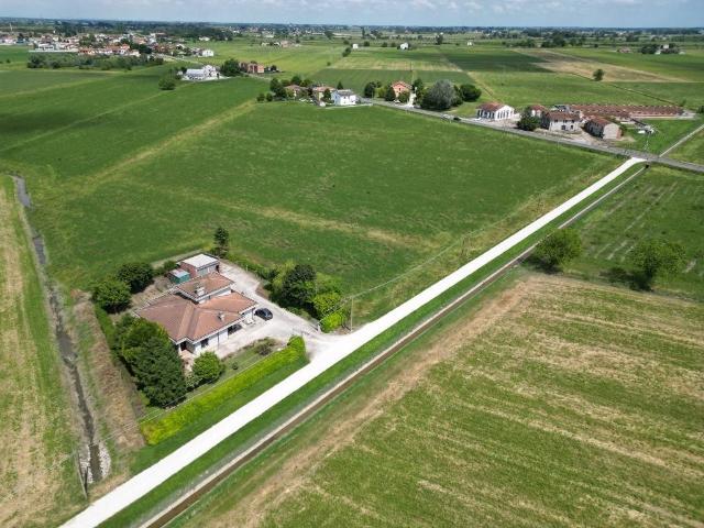 Terreno in vendita a Moglia, Lombardia