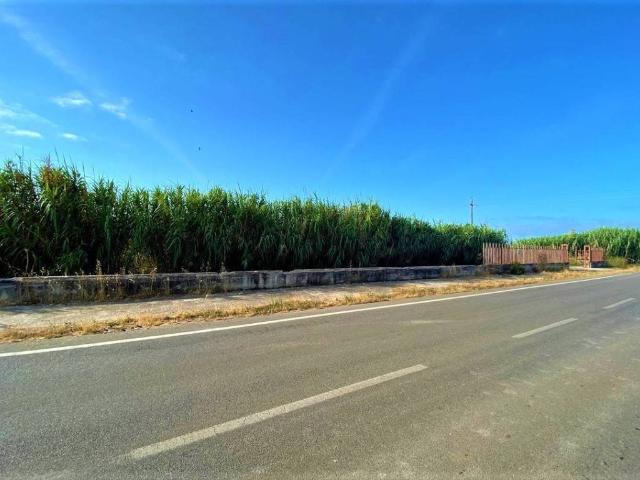 Terreno in vendita a Mondragone, Caserta