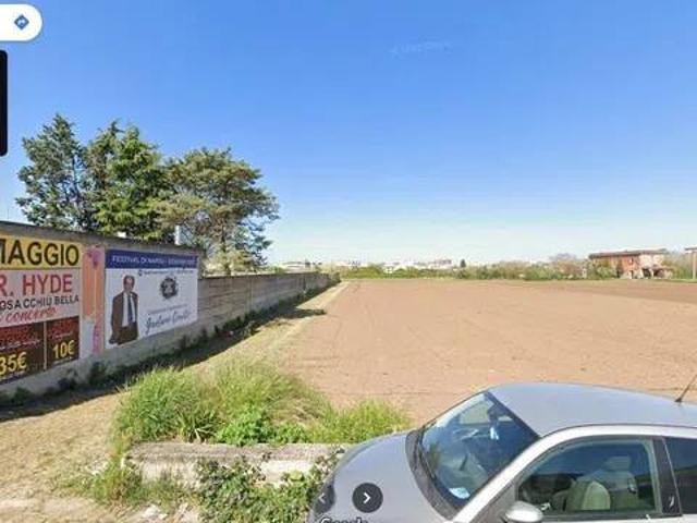 Terreno in vendita a Mondragone, Campania