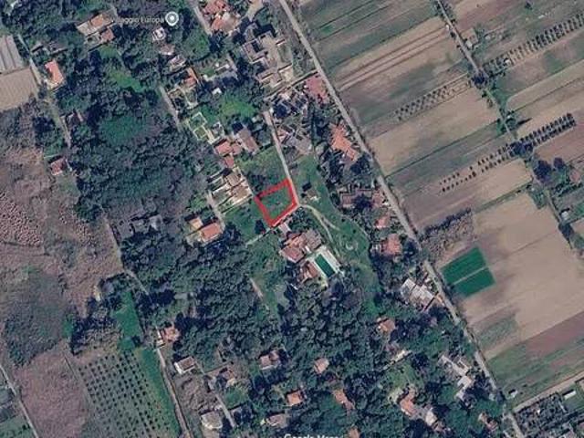 Terreno in vendita a Mondragone, Caserta