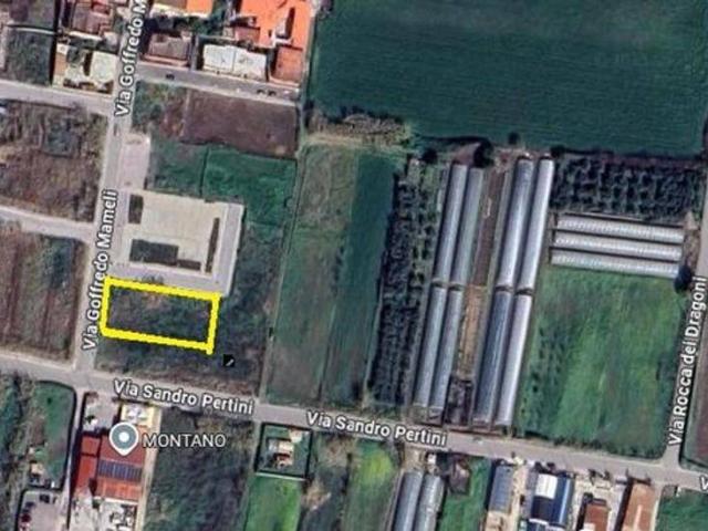 Terreno in vendita a Mondragone, Campania