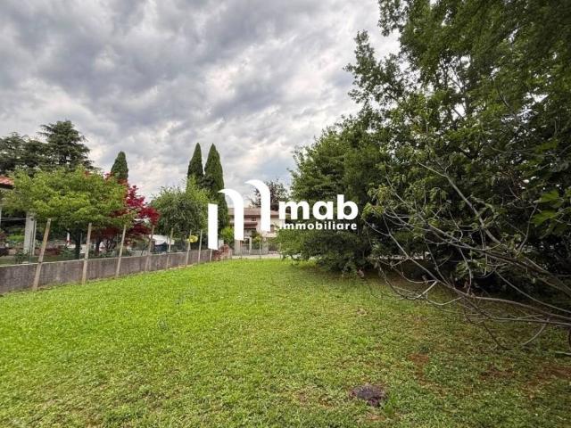 Terreno in vendita a Monfalcone, Friuli-Venezia Giulia