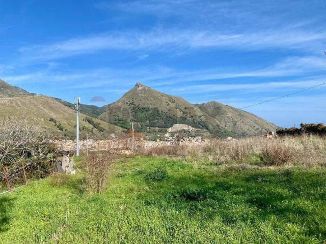 Terreno in vendita a Monreale, Sicilia
