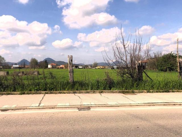 Terreno in vendita a Monselice, Veneto