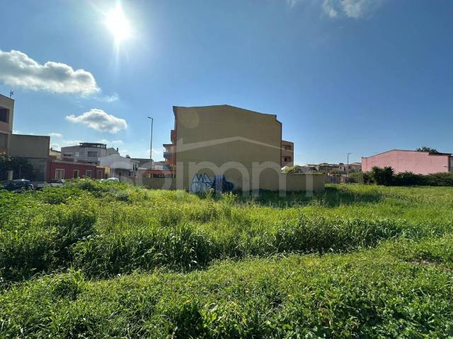 Terreno in vendita a Monserrato, Sardigna/Sardegna