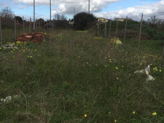 Terreno in vendita a Monserrato, Sardigna/Sardegna