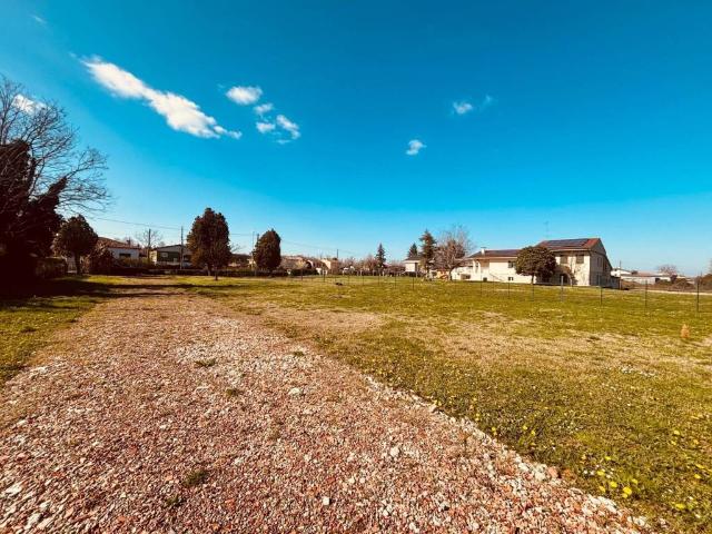 Terreno in vendita a Montagnana, Veneto