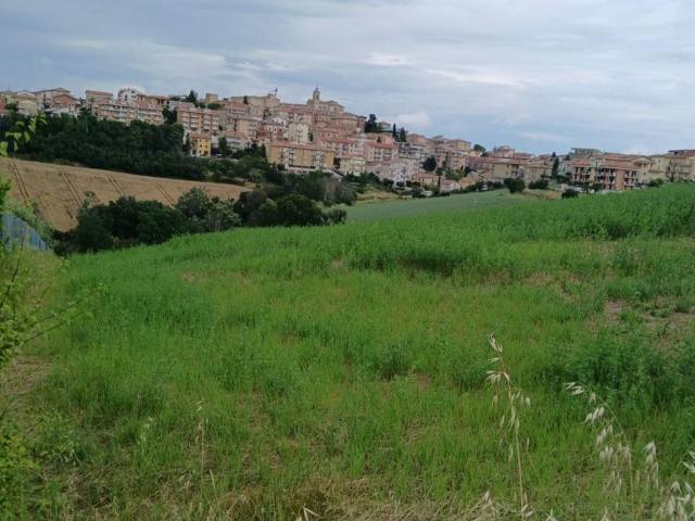 Terreno in vendita a Marche, Macerata