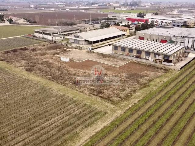 Terreno in vendita a Montebello Vicentino, Veneto