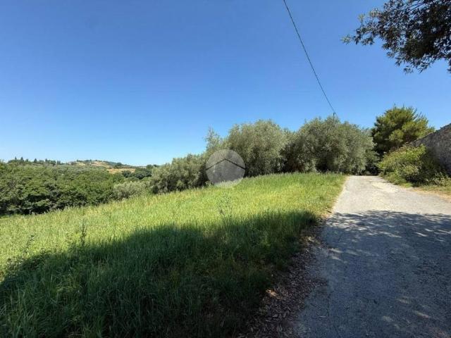 Terreno in vendita a Montebuono, Lazio