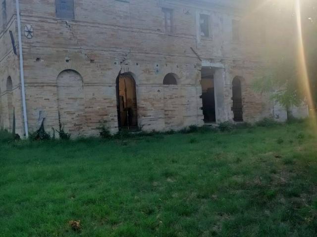 Terreno in vendita a Marche, Macerata