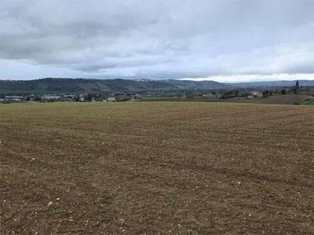Terreno in vendita a Marche, Macerata