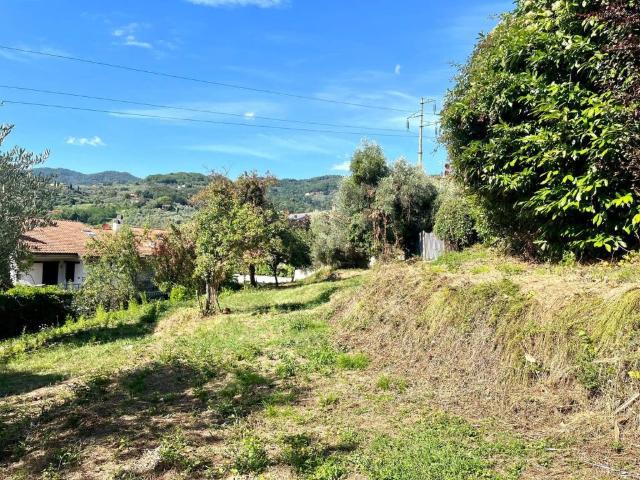 Terreno in vendita a Montecatini Terme, Toscana