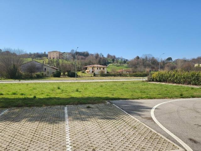 Terreno in vendita a Montecchio Precalcino, Veneto