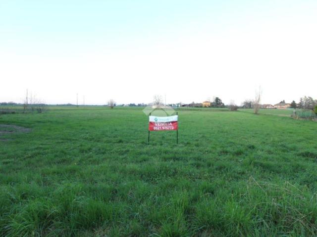 Terreno in vendita a Montechiarugolo, Reggio Emilia