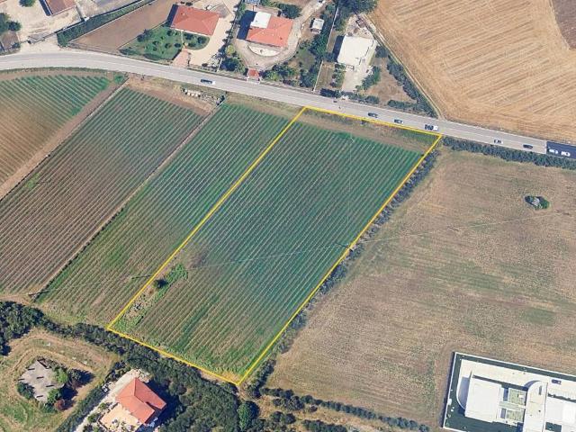 Terreno in vendita a Zona industriale di Montecorvino Pugliano, Pagliarone