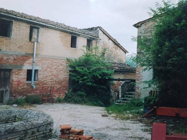 Terreno in vendita a Marche, Fermo