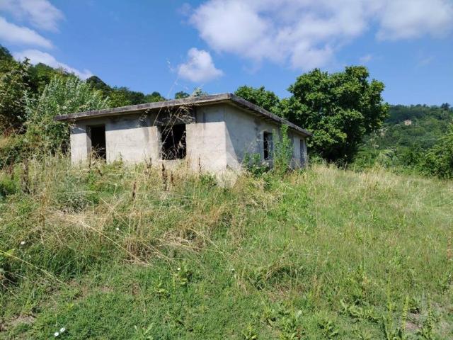 Terreno in vendita a Montefredane, Campania