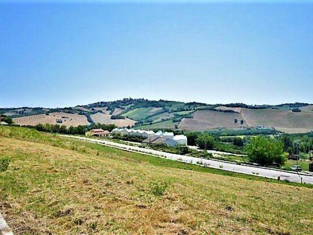 Terreno in vendita a Marche, Fermo