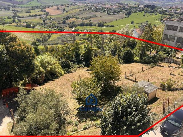 Terreno in vendita a Marche, Fermo
