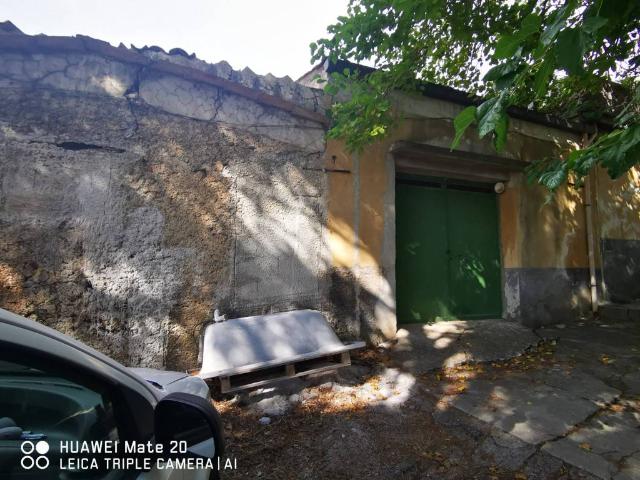 Terreno in vendita a Montelepre, Sicilia