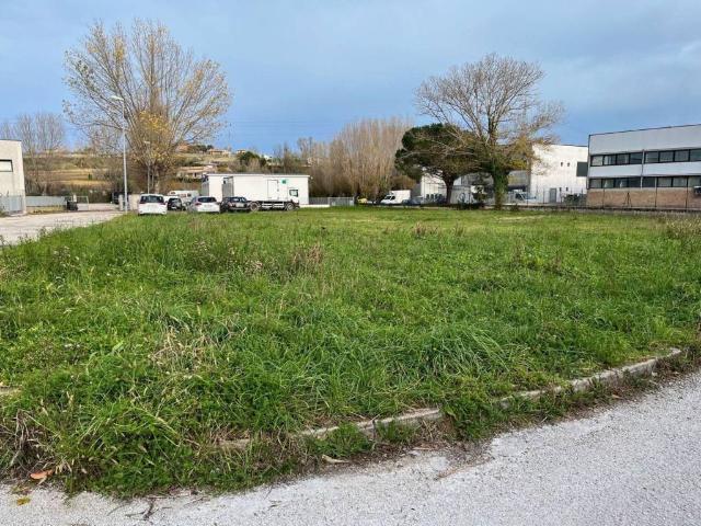 Terreno in vendita a Marche, Ancona