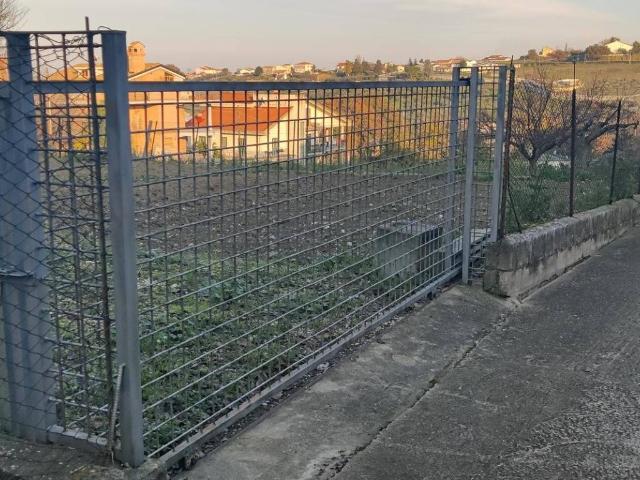 Terreno in vendita a Monteodorisio, Abruzzo