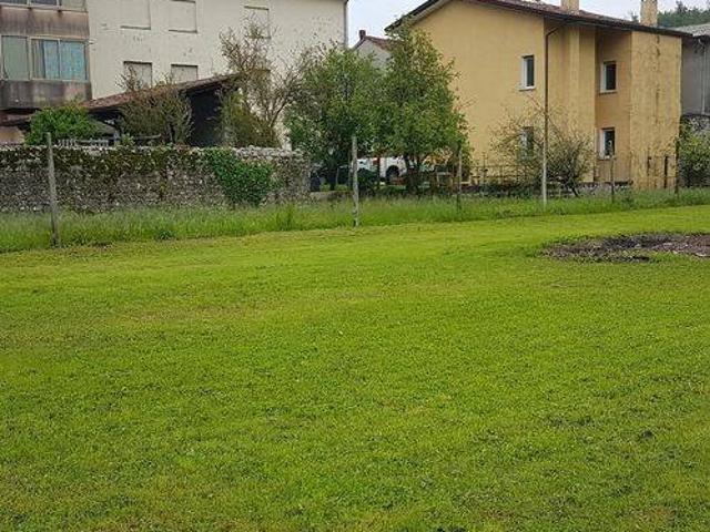 Terreno in vendita a Montereale Valcellina, Friuli-Venezia Giulia