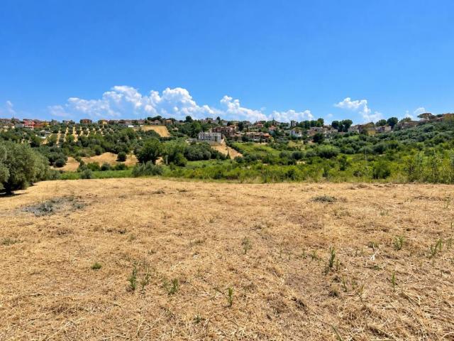 Terreno in vendita a Monterotondo Scalo, Monterotondo