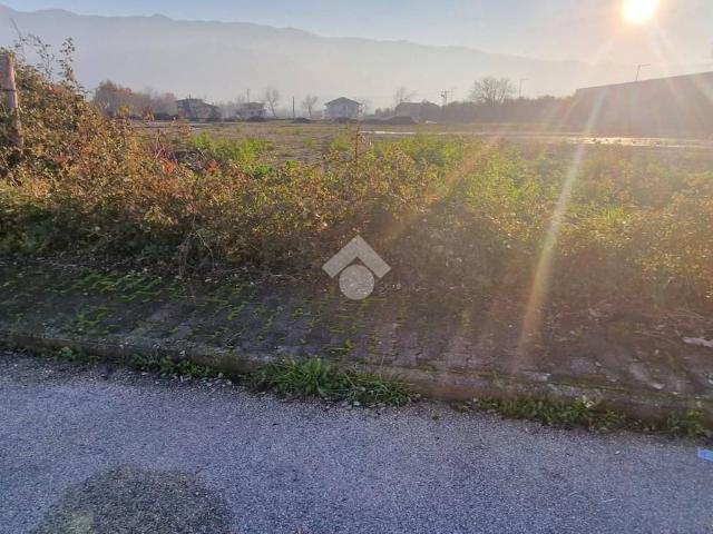 Terreno in vendita a Montesarchio, Campania