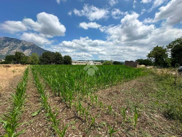 Terreno in vendita a Montesarchio, Benevento